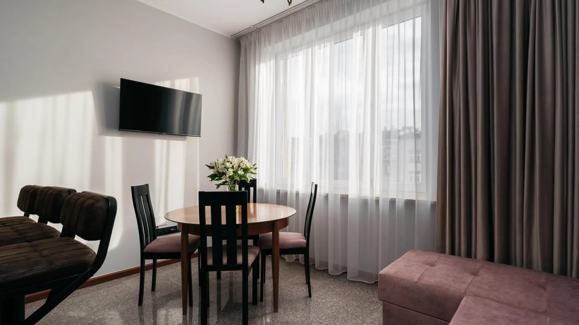 Native Apartments Lenartowicza 17 Deluxe Krakow